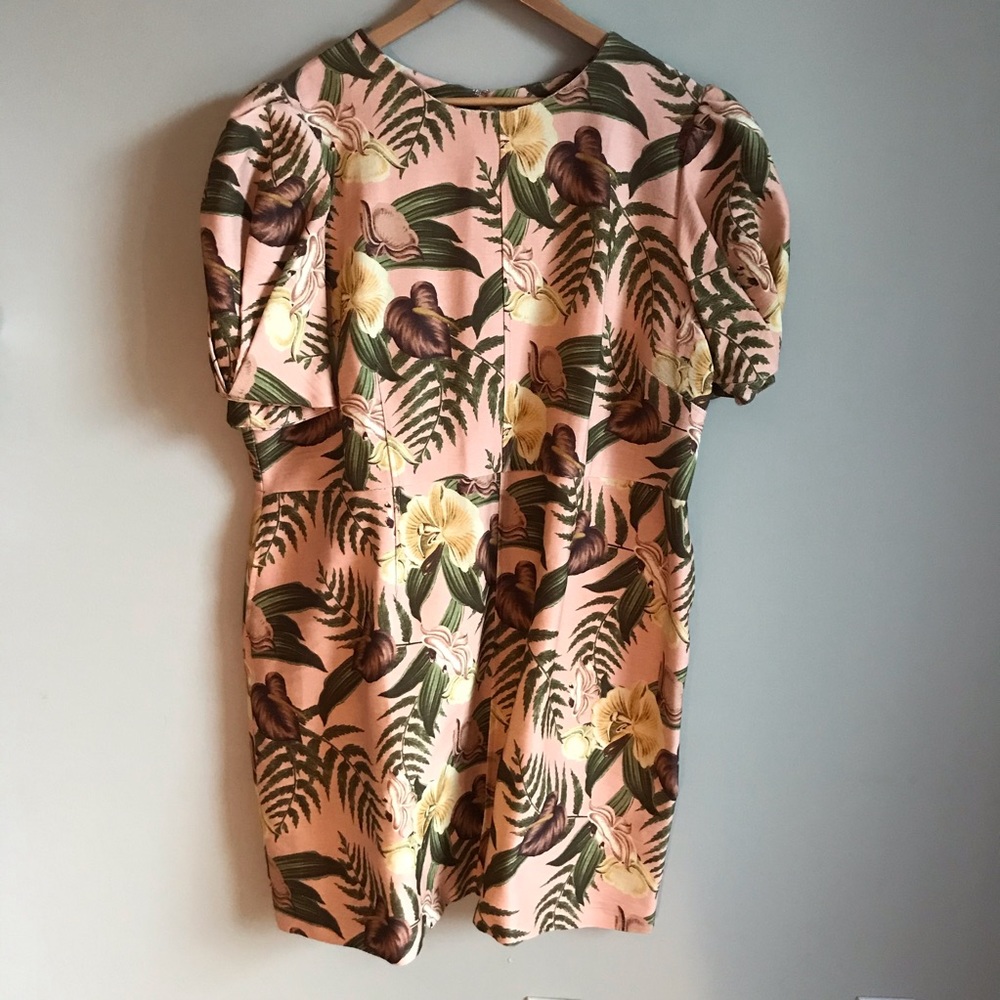 NWT Printed Puff Sleeve Structured Dress Plus Size